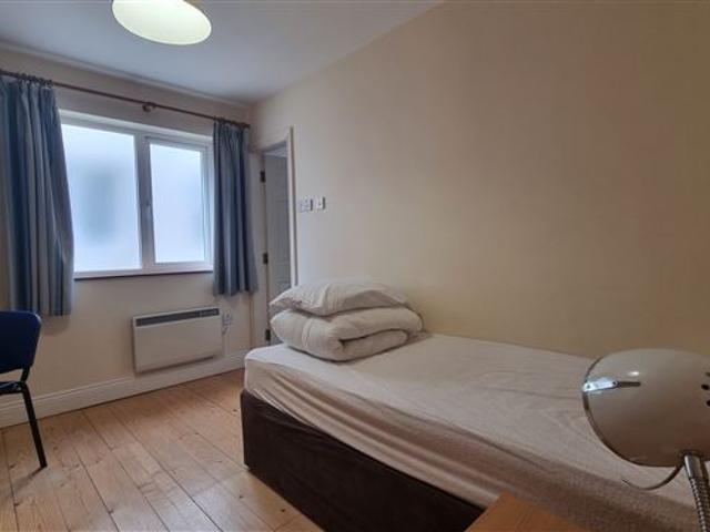 Detached House to rent in Tralee, South Tipperary