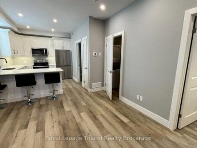 Duplex for rent in Woodstock, Ontario