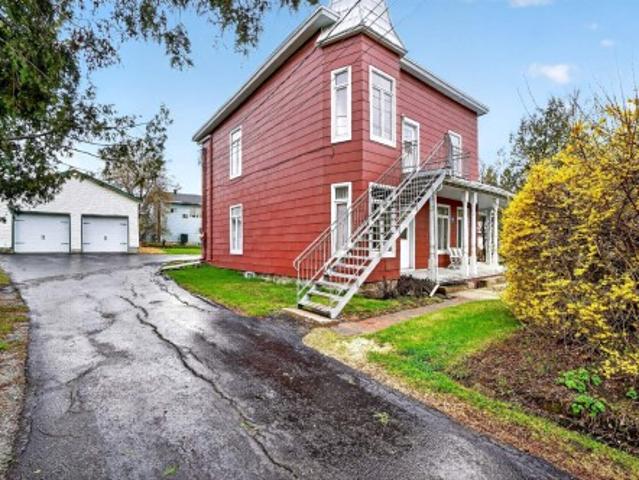 Property for sale in Saint-calixte, Quebec