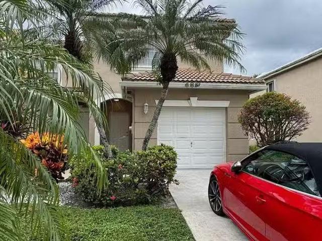 Condo for rent in Lake Worth