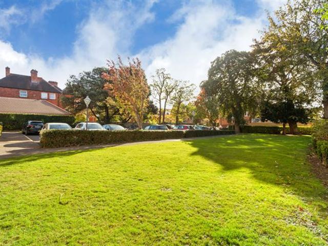 Apartment to rent in Bluebell, North Tipperary