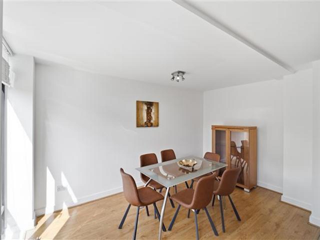 Apartment to rent in Bluebell, North Tipperary