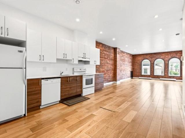Property for rent in Sherbrooke, Quebec