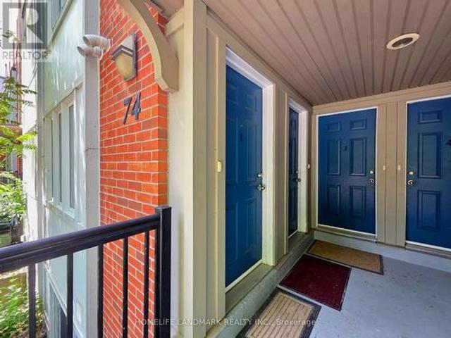 Townhouse for rent in Woburn, Ontario