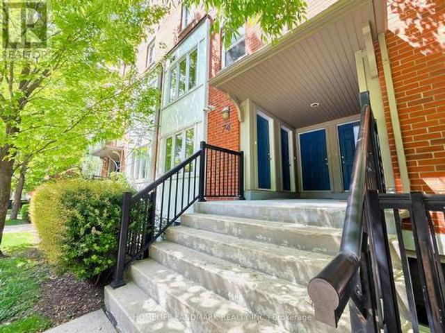 Townhouse for sale in Woburn, Ontario