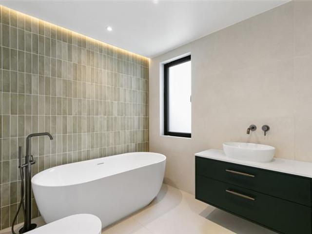 Detached House for sale in Bluebell, North Tipperary