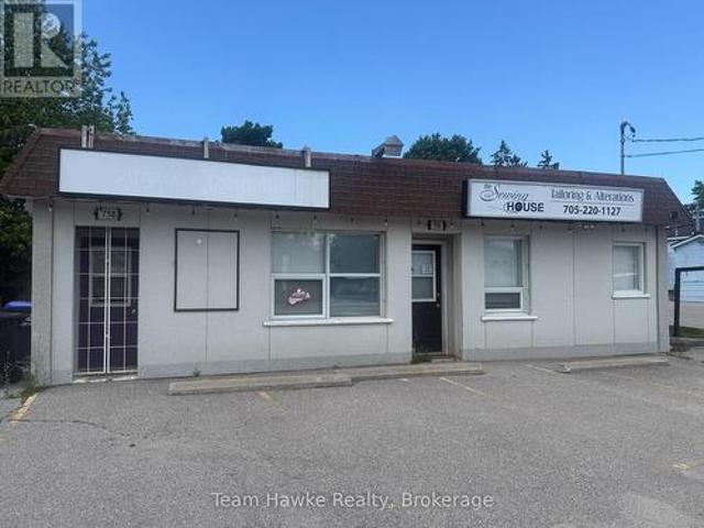 Commercial for rent in Midland, Ontario
