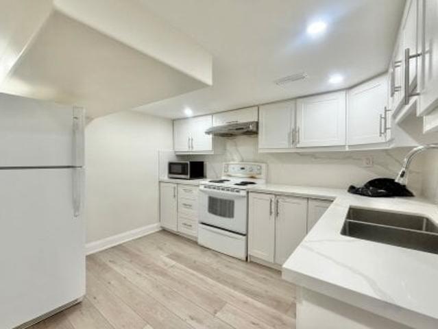 House for rent in Georgina, Ontario