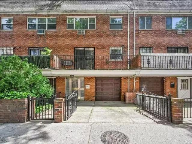 Condo for rent in Elmhurst, Queens Condo for rent in Elmhurst, Queens