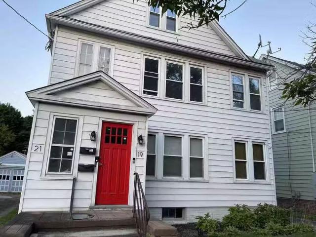 House for rent in Hamden