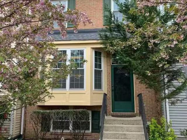Condo for rent in Leesburg