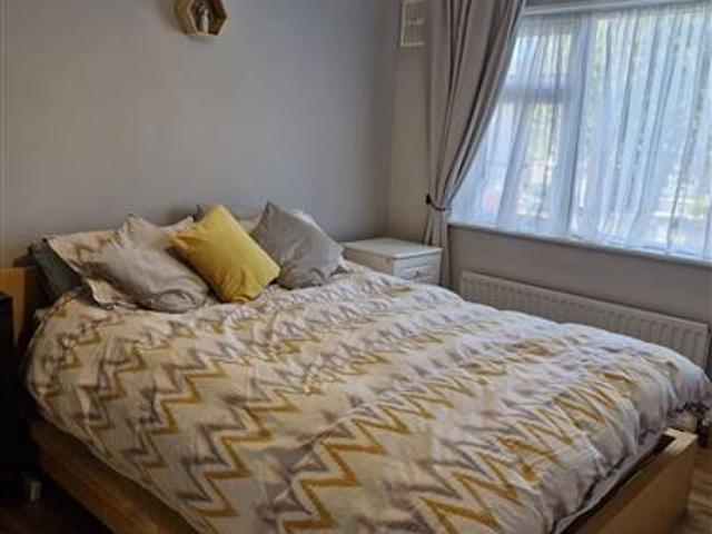 Detached House to rent in Bluebell, North Tipperary