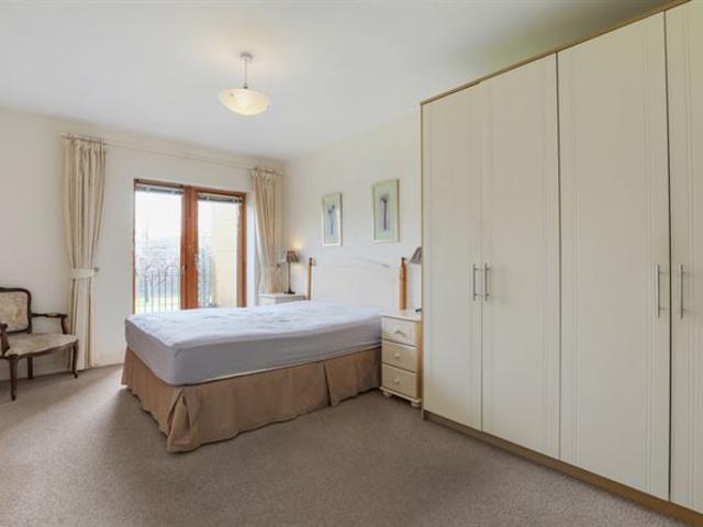 Apartment to rent in Bluebell, North Tipperary