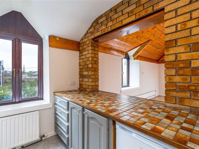 Terraced House to rent in Dun Laoghaire, North Tipperary