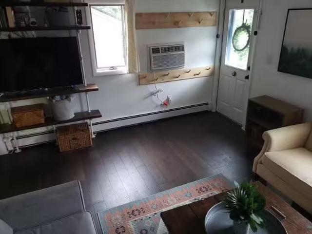 Condo for rent in Beverly