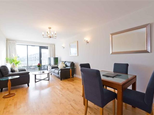 Apartment to rent in Bluebell, North Tipperary