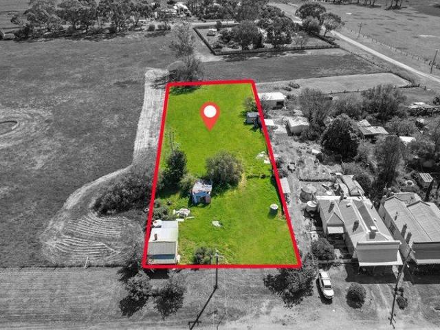 Land for sale in Eddington, Victoria