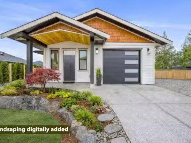 House for sale in Comox, British Columbia