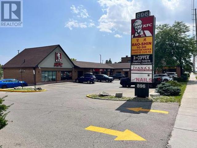 Commercial for rent in Mississauga, Ontario
