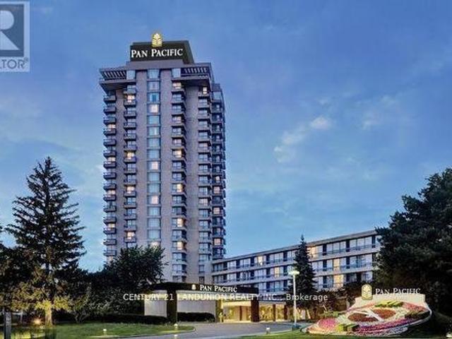 Commercial for rent in Toronto