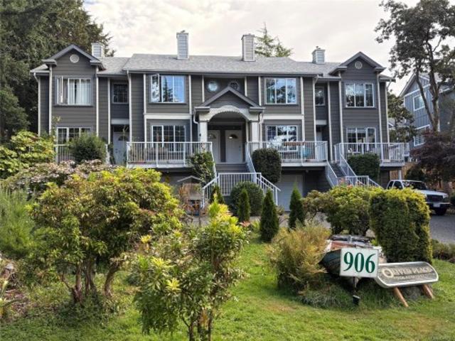 House for sale in Esquimalt, British Columbia