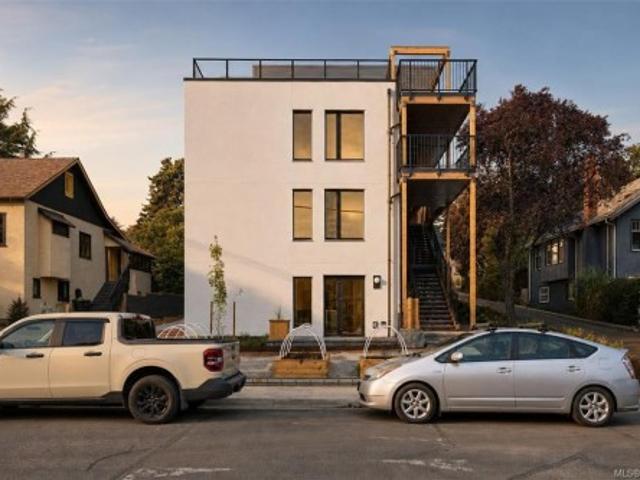 House for sale in Esquimalt, British Columbia