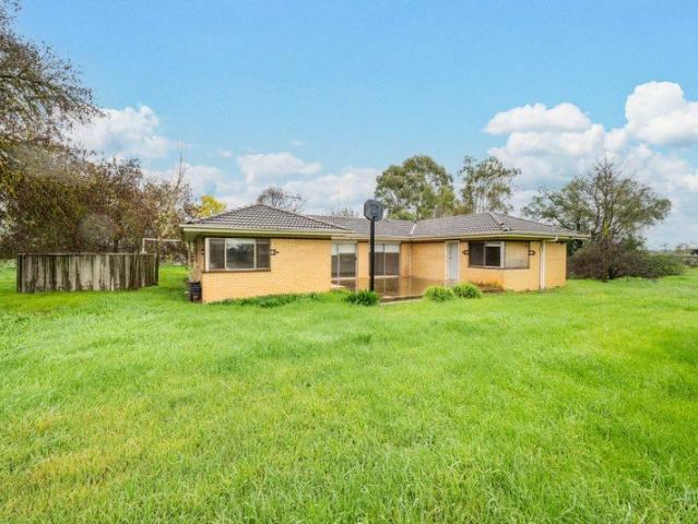 House for sale in Tallygaroopna, City of Greater Shepparton