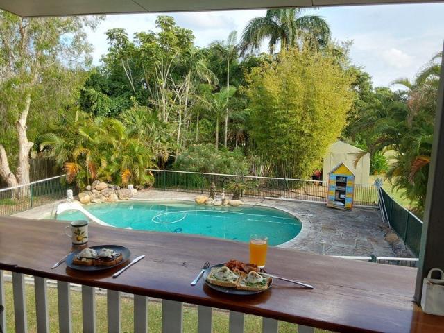 Cottage for sale in Loganholme, Greater Brisbane