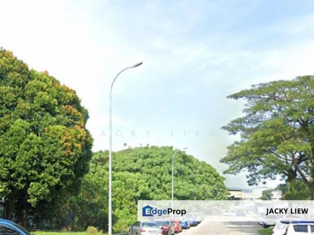 Shop for rent in Kuala Lumpur, Country Heights Damansara