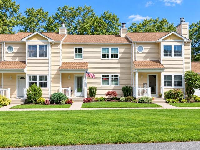Condo for sale in Centereach, New York