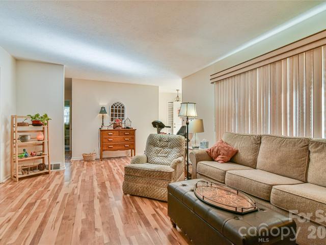 House for sale in Asheville, Buncombe County
