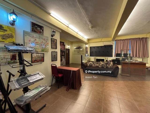Residential House for sale in Petaling, Subang Jaya