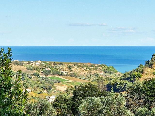 Casa in vendita a Marche, Fermo