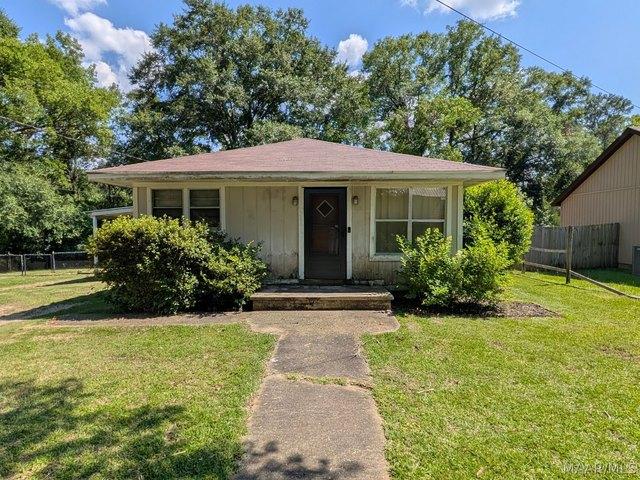 House for sale in Elmore, Alabama