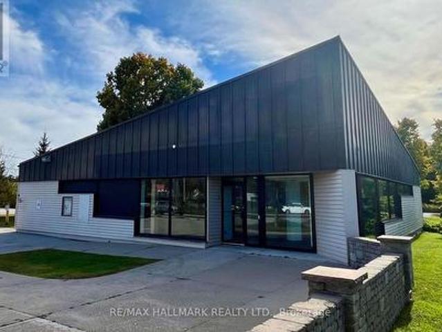 Commercial for rent in Coboconk, Kawartha Lakes