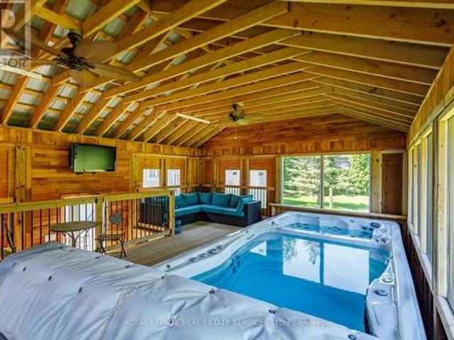 House for sale in Wasaga Beach, Ontario