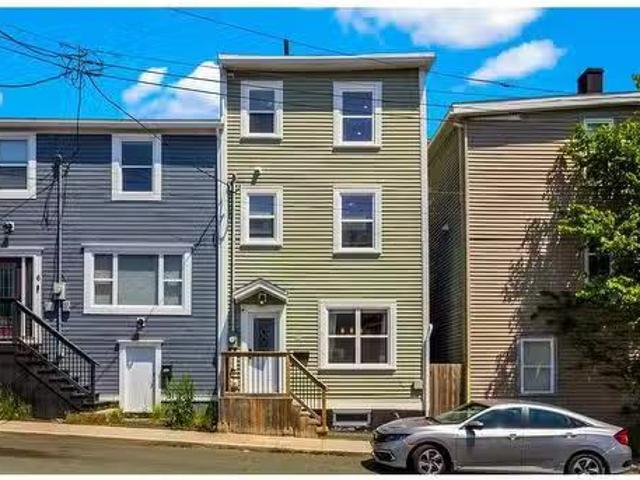 House for sale in Foxtrap, Newfoundland And Labrador