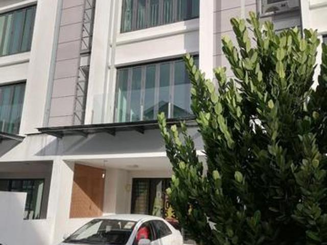 Terraced House for sale in Petaling, Subang Jaya
