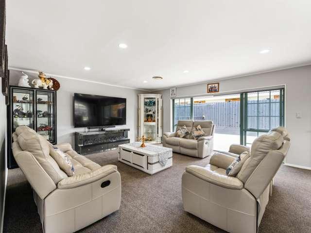 House for sale in Papakura