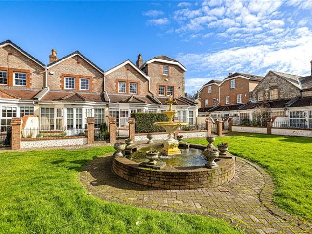 Terraced House for sale in Blackrock, North Tipperary