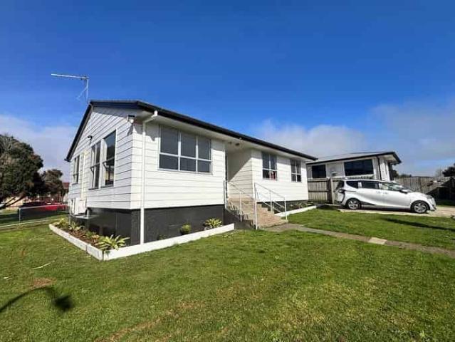 House for rent in Awhitu, Oroua County