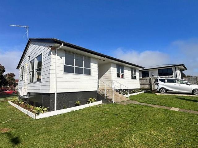 House for rent in Awhitu, Oroua County