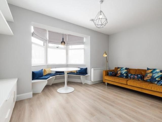 Apartment to rent in Bluebell, North Tipperary