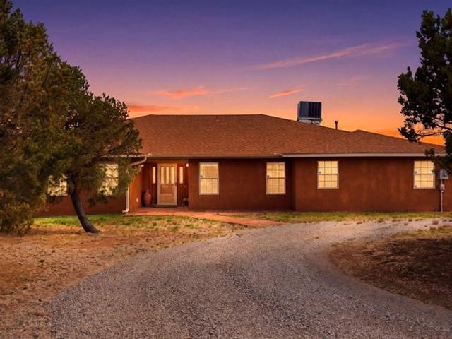 House for sale in Edgewood, New Mexico