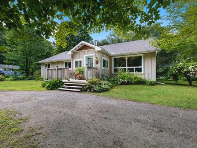 House for sale in Norway Bay, Quebec
