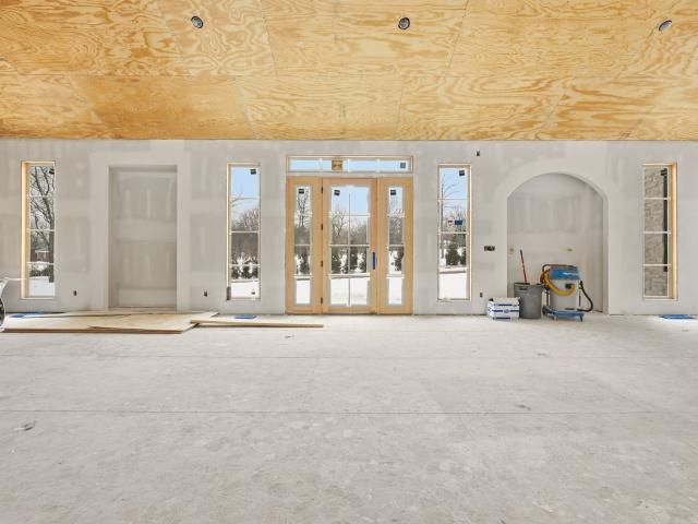 House for sale in Pewee Valley, Kentucky