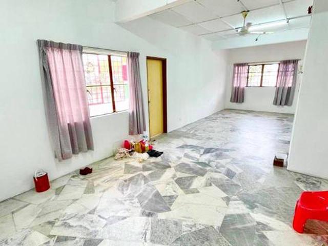Townhouse for rent in Country Heights Damansara, Kuala Lumpur