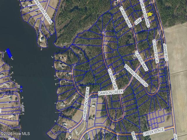 Land for sale in Oriental, North Carolina