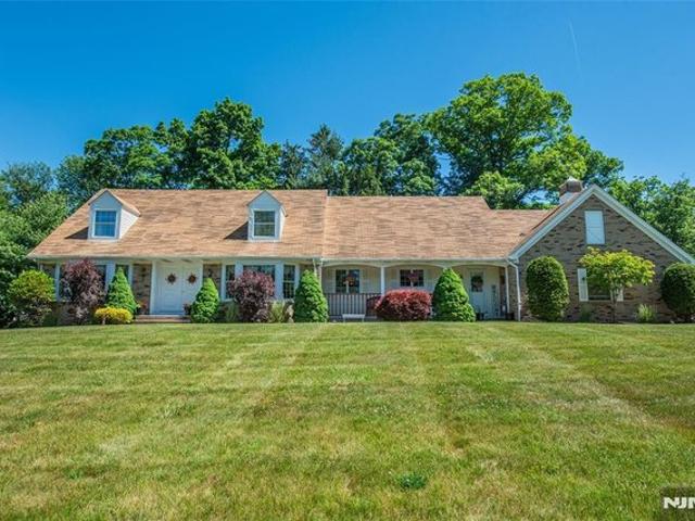 House for sale in Passaic, New Jersey