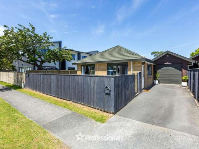 House for sale in Pauatahanui, Wellington